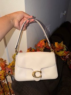 Crème Coach Purse