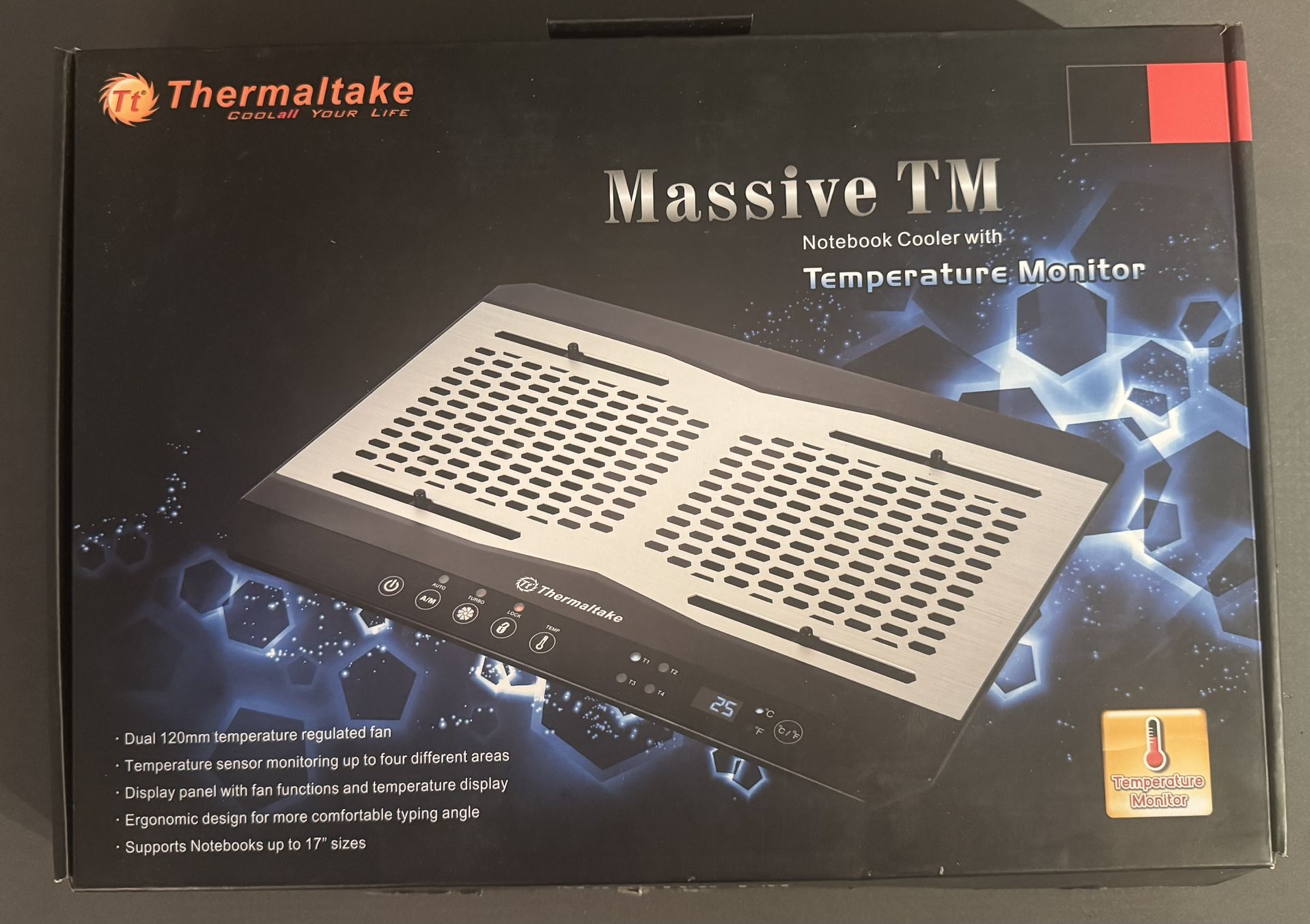 Thermaltake Massive TM Aluminum Panel Dual 120mm Fans Adjustable Temperature Sensor