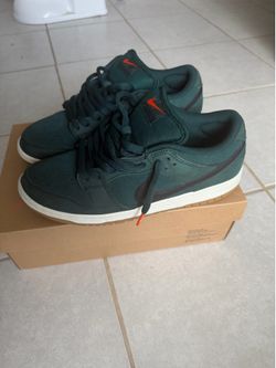 Nike SB Dunks orange label