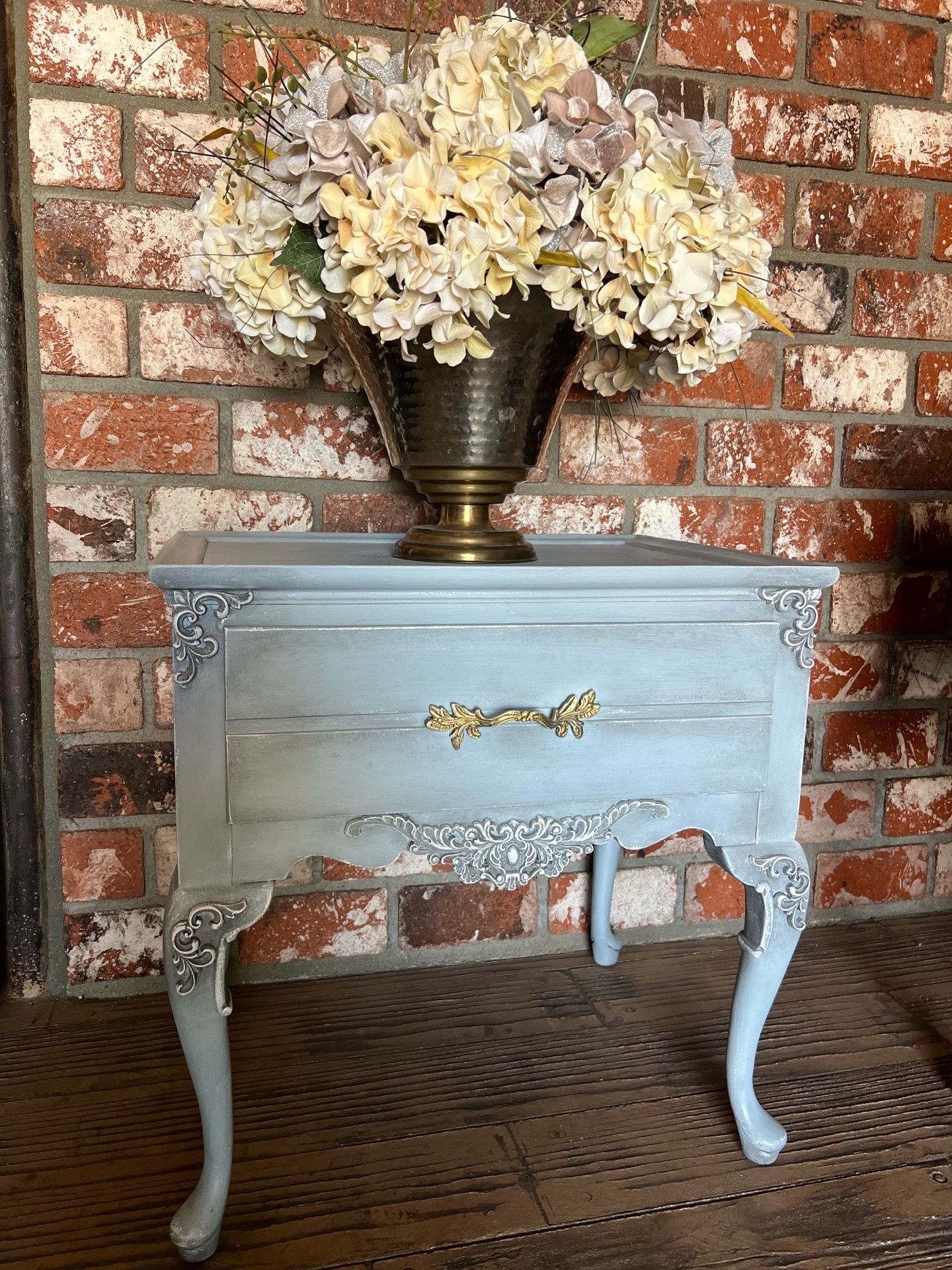 Side table light blue