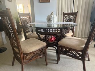Rattan Dining Table Set with 4 Chairs