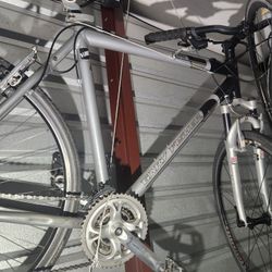 Gary Fisher Utopia XL Bike For Sale 27 Speed