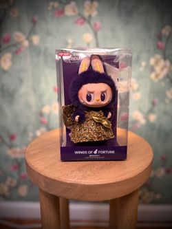 AUTHENTIC!! POP MART LABUBU x PRONOUNCE - Wings of Fortune Pendant Hanging Card