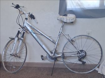 26 KENT TERRA BMX BIKE