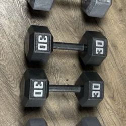 3 Pairs Of Hex Cast Iron Dumbbells   35s, 30s, 25s  Total: 180 lbs