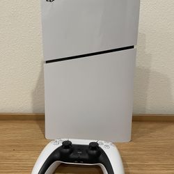 PlayStation 5 Disc Edition  With A Controller + Box