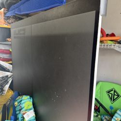 Ping Pong Table 