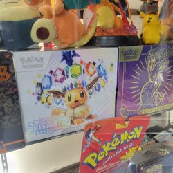 Prismatic Evolutions Etb