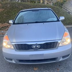 2011 KIA Sedona