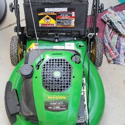 JohnDeer Push Lawn Mower 