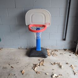 Little Tikes Basketball Hoop