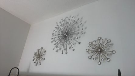 Wall decor