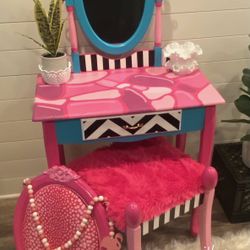 SALE!! Barbie Dream house Style vanity Set MAKE BEST OFFER