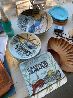 6 bowls 5 plates And serving dish large