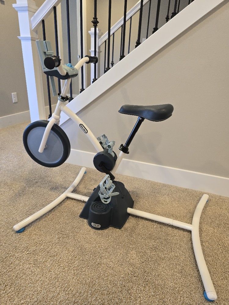 Little Tikes Pelican Explore and Fit Cycle