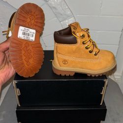 Slightly Barely Worn (like New)