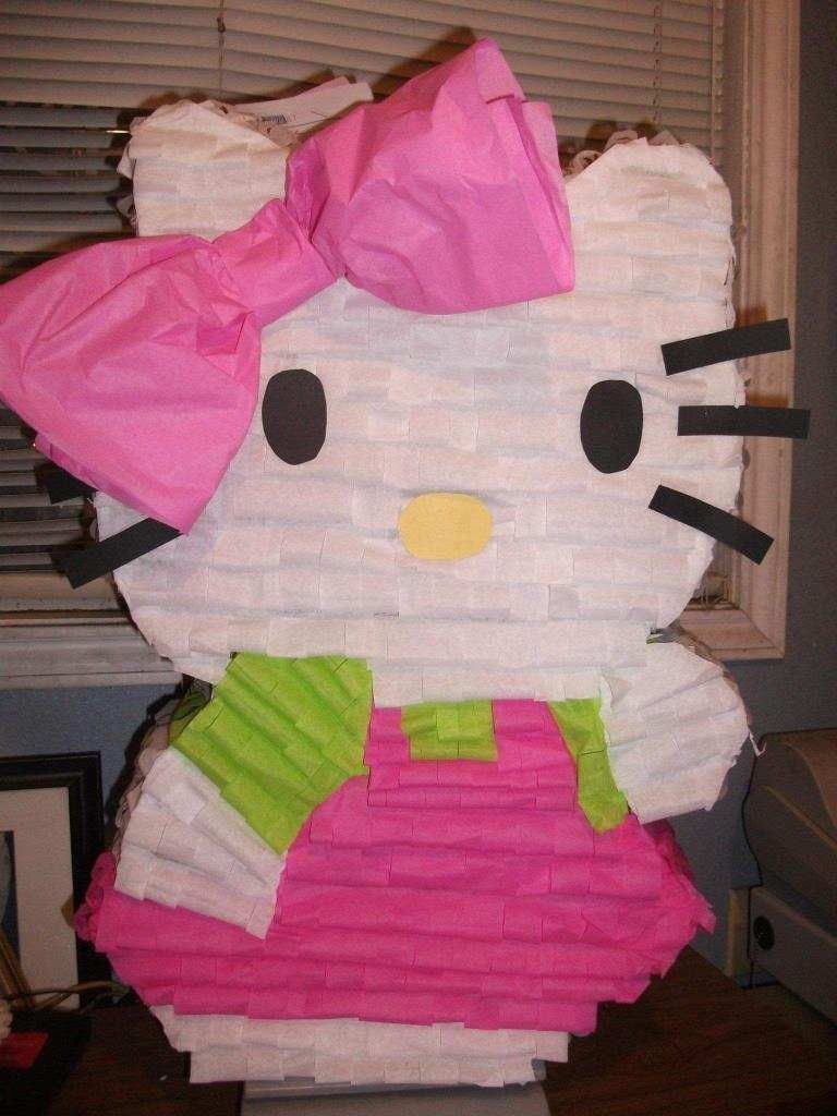 Hello Kitty Pinata