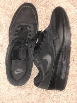 Black Nike AirMax 90 size 11.5