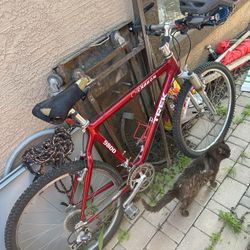 Red Trek OCLV 9800 Carbon Mountain Bike 