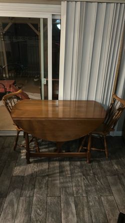 Wood Drop-Leaf Dining Table with 6 Chairs