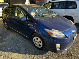 *Parts* 2011  Toyota Prius