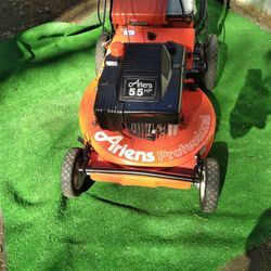 Like New A R I E N S Commercial, Self-propelled