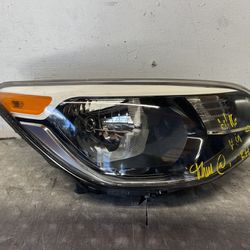 2014-2019 Kia Soul Right Passenger Side Headlight Headlamp OEM Used 92102B2270