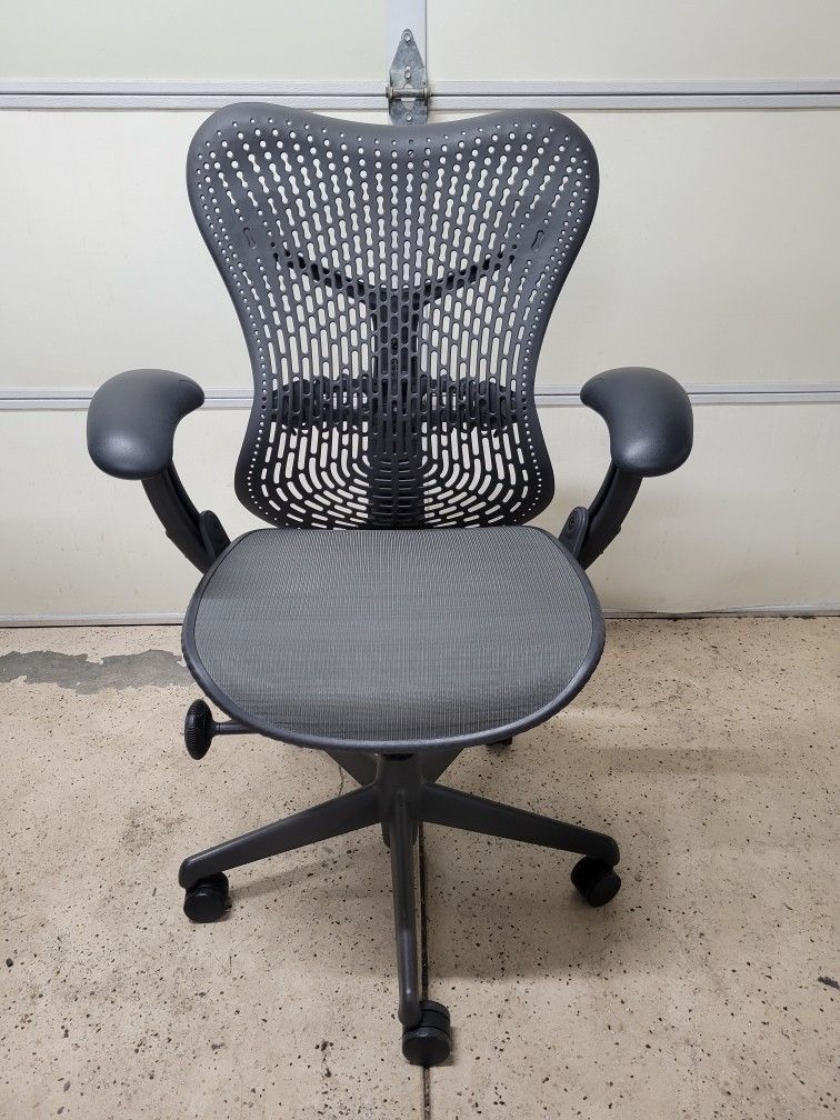Herman Miller Mirra Ergonomic Computer Desk Task Office Chair