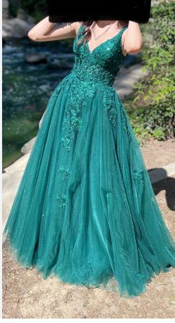 Dresses small size