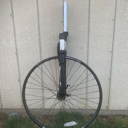 Front Schwinn 29” Wheel With Forks