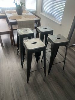 Bar stools x 4