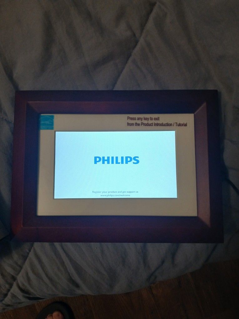 Brand New Digital Picture Frame