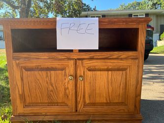 Oak Wood TV Stand with Cabinet