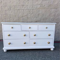 Elegant white decorative