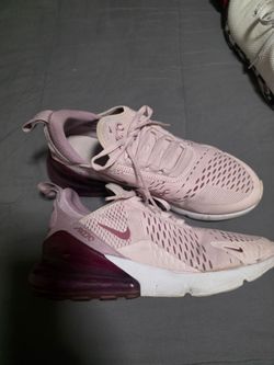 Nike 270