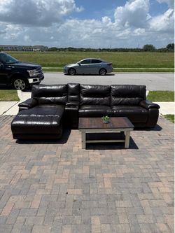 🛋️Leather Recliner Couch with Chaise - Delivery Available