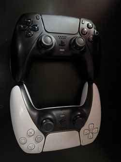 Playstation 5 controllers