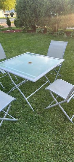 Patio table