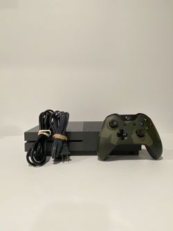 Xbox One S with Controller 
