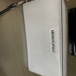 New Michael Kors Asking $75!!!