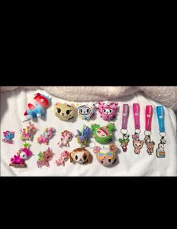 LOT of 19 TOKIDOKI plushie figurines keychains