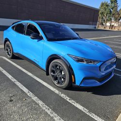 2023 Ford Mustang Mach-e