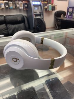 Beats studio 3 wireless headphone white mint