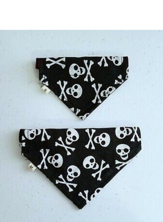 SKULL CROSSBONES BANDANA PUPPY SMALL DOG PET ADJUSTABLE CANVAS