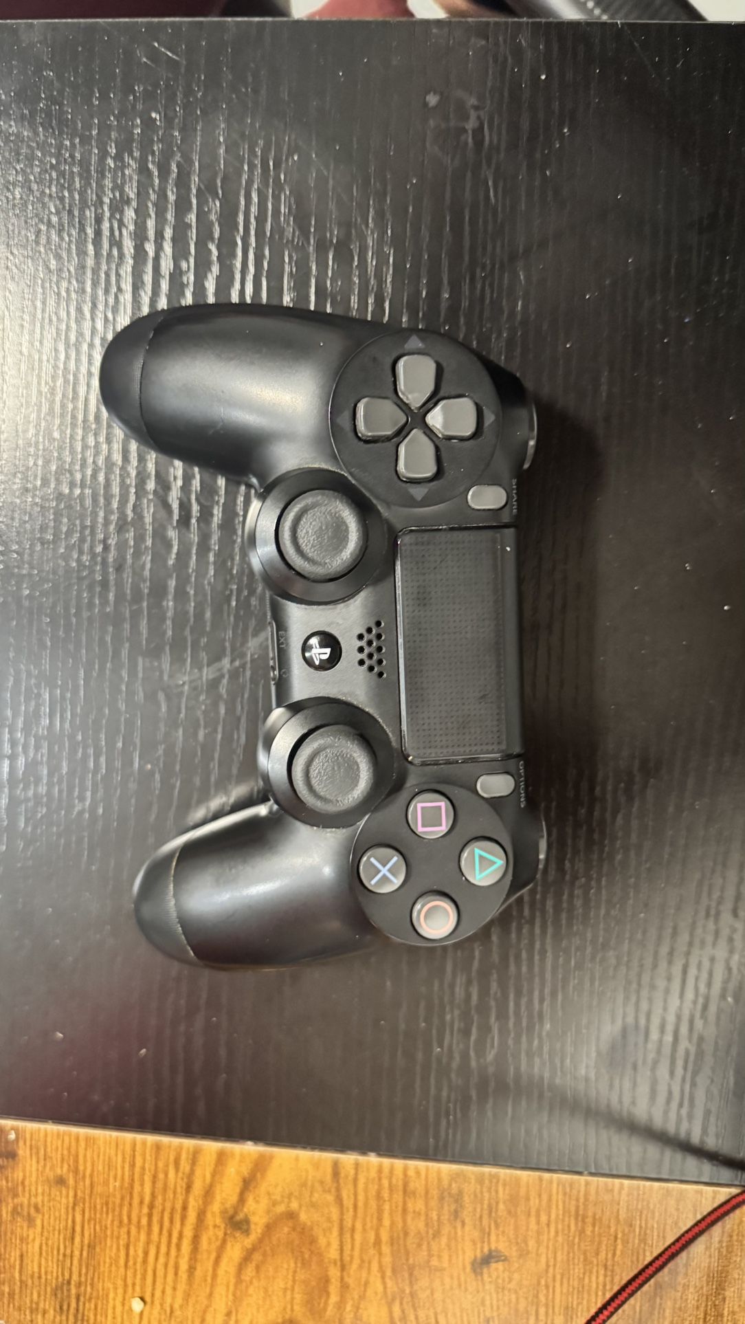 PS4 Controller