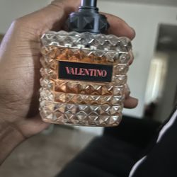 Valentino Perfume 