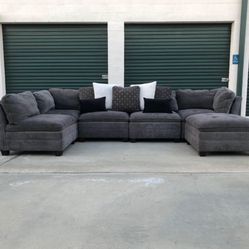 6pcs Modular Sectional Couch Sofa In Excellent Condition - FREE DELIVERY🚚