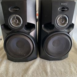 Pair Sony Speaker