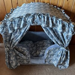Dog Canopy Bed  (Small Dog)
