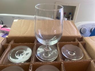 Goblet glasses